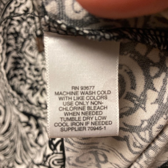 Liz Claiborne woman’s top - Picture 12 of 12